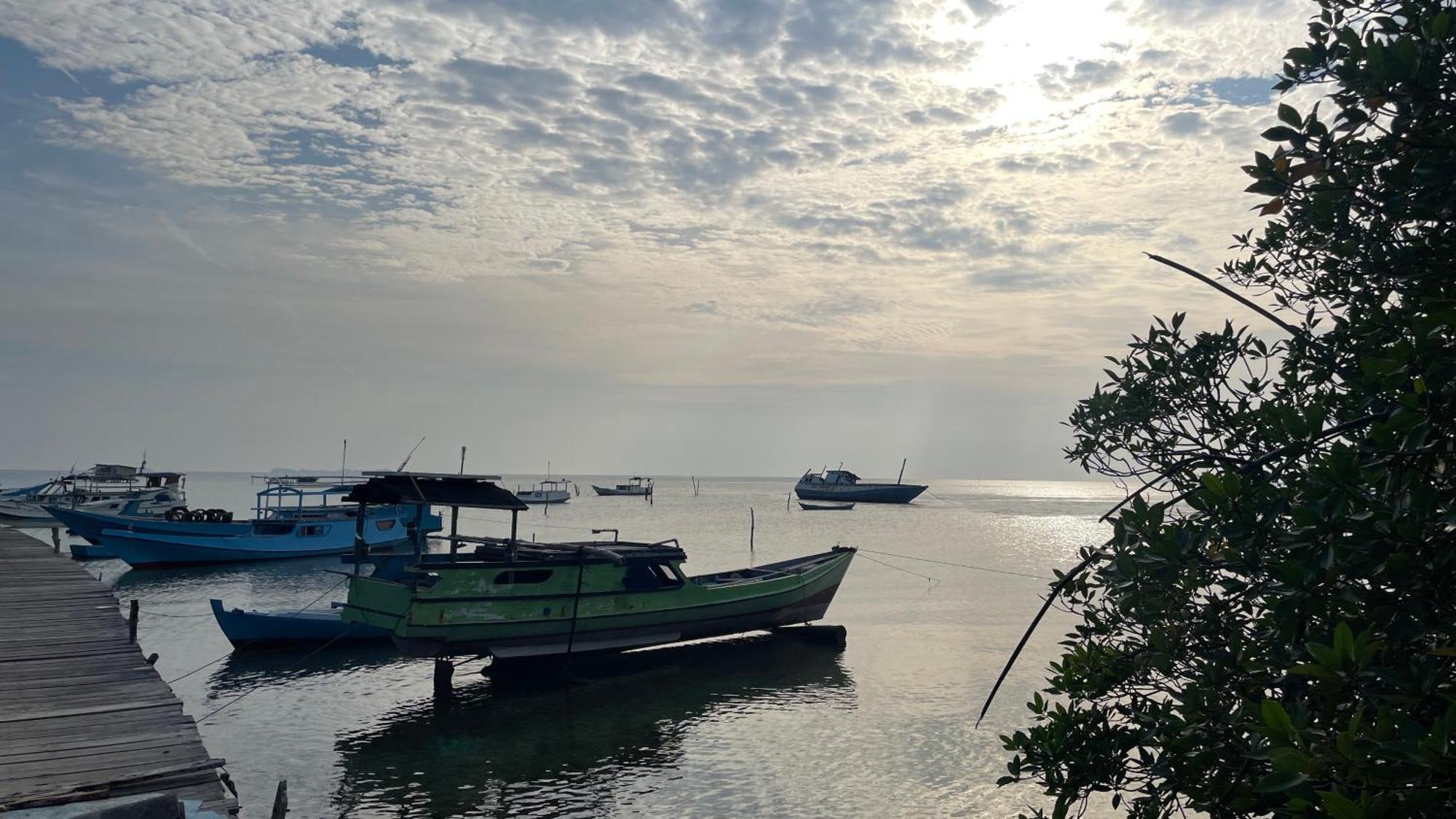 Mangrove Inn Karimunjawa Buitenkant foto