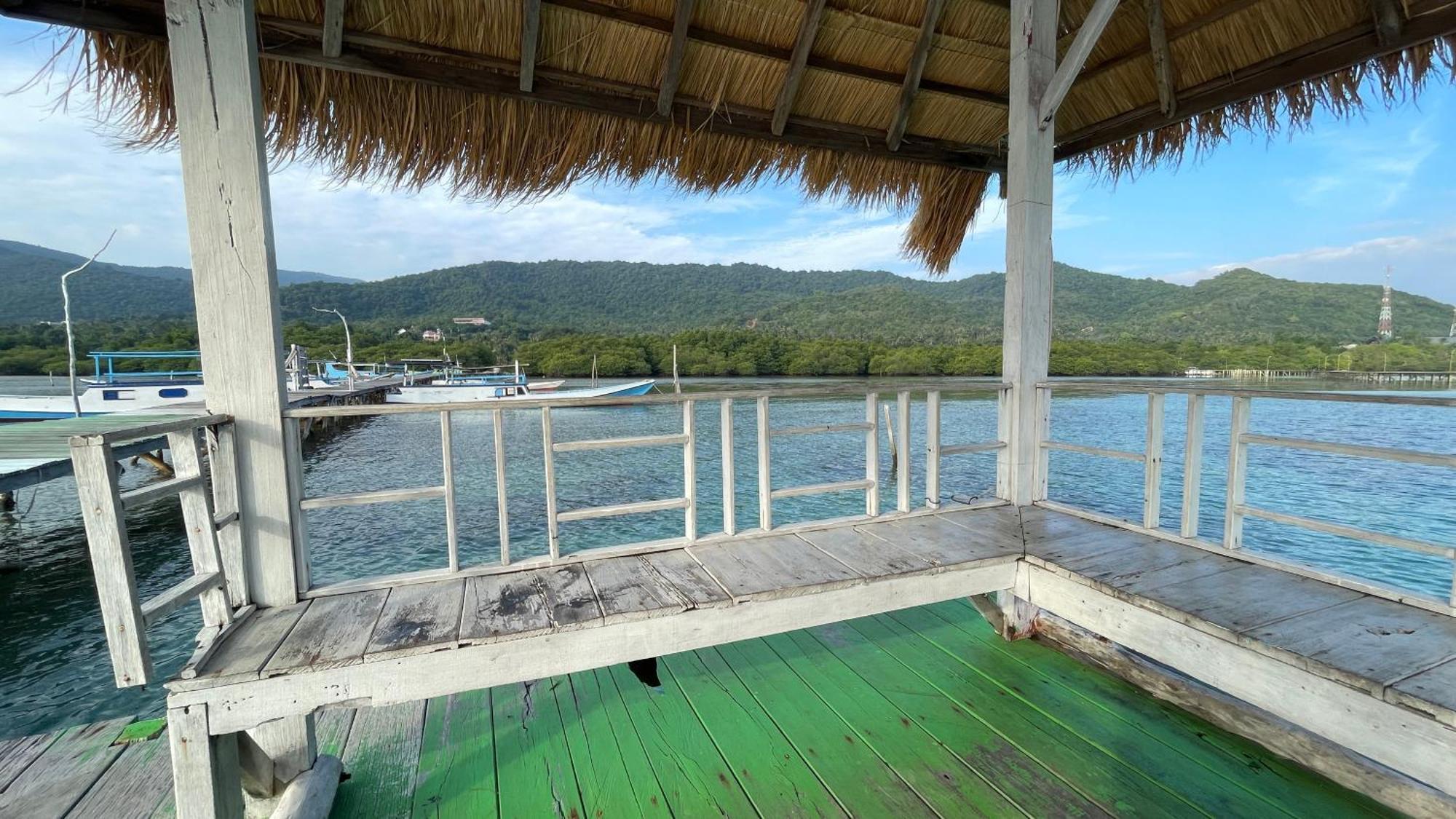 Mangrove Inn Karimunjawa Buitenkant foto